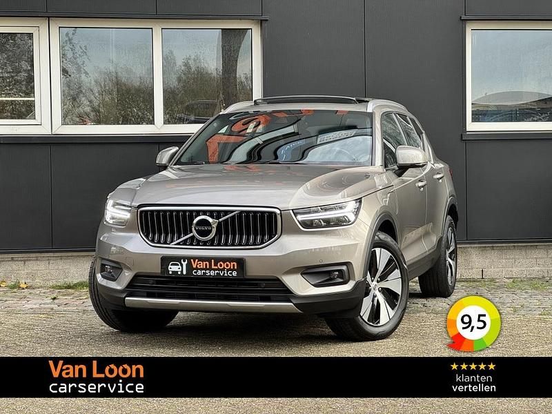 Grijs Occasion 2020 Volvo XC40 Pro SUV | € 24.440 (Eerlijke prijs) - Afbeelding 1/3