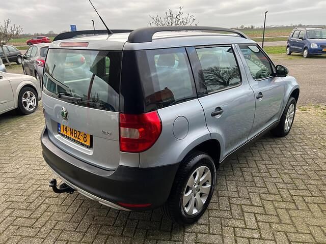 Occasion Skoda Yeti Active 123 PK (90 kW) 2010 Blauw (metallic) SUV