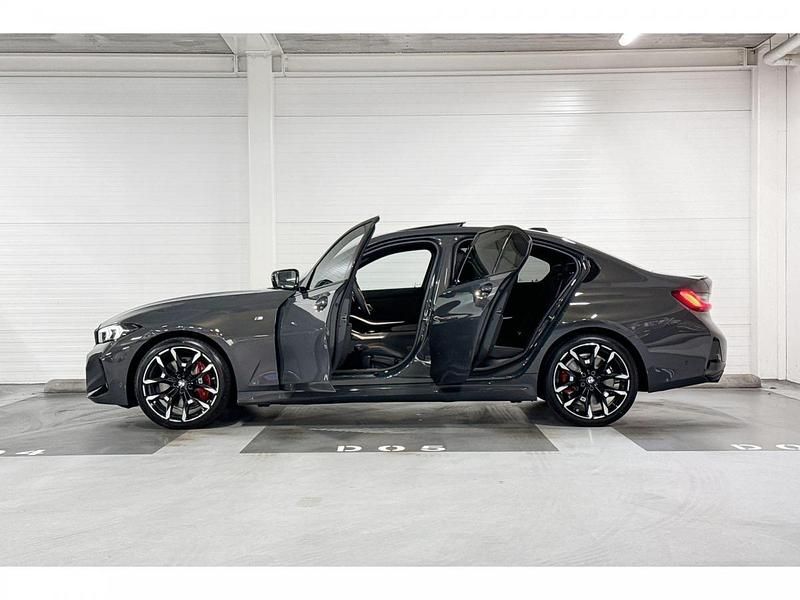 Occasion BMW 318 M Sport 156 PK (114 kW) 2025 Grijs Sedan