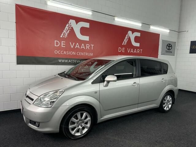 Grijs Gebruikt 2007 Toyota Verso Terra MPV | € 5.499 (Goede deal) - Afbeelding 1/4