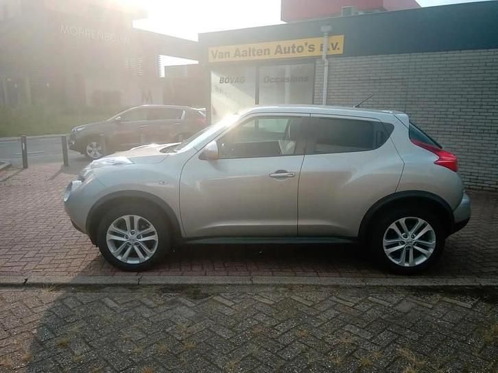 Grijs Gebruikt 2013 Nissan Juke Acenta SUV | € 8.950 (Eerlijke prijs) - Afbeelding 1/4