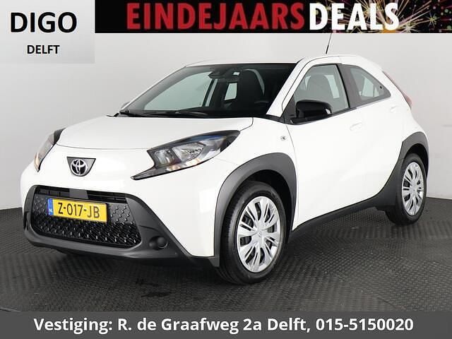 Wit Gebruikt 2024 Toyota Aygo X Play SUV | € 16.550 (Super prijs) - Afbeelding 1/3