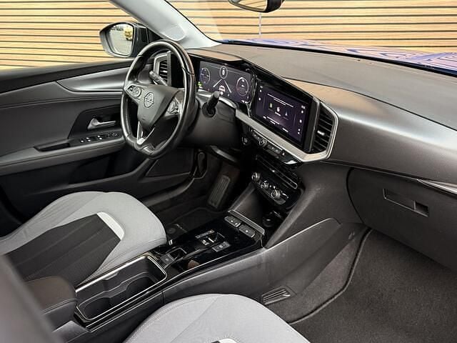 Occasion Opel Mokka-e Business Elegance 100 kW (136 PK) 2021 Blauw (metallic) SUV