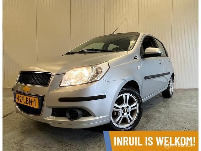 Grijs Gebruikt 2010 Chevrolet Aveo LS Hatchback | € 2.650 (Eerlijke prijs) - Afbeelding 1/4
