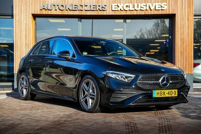 Zwart Gebruikt 2024 Mercedes A200 AMG Hatchback | € 44.900 - Afbeelding 1/4