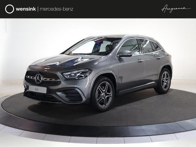 Grijs Nieuw 2025 Mercedes GLA180 Business SUV | € 60.668 (Eerlijke prijs) - Afbeelding 1/4
