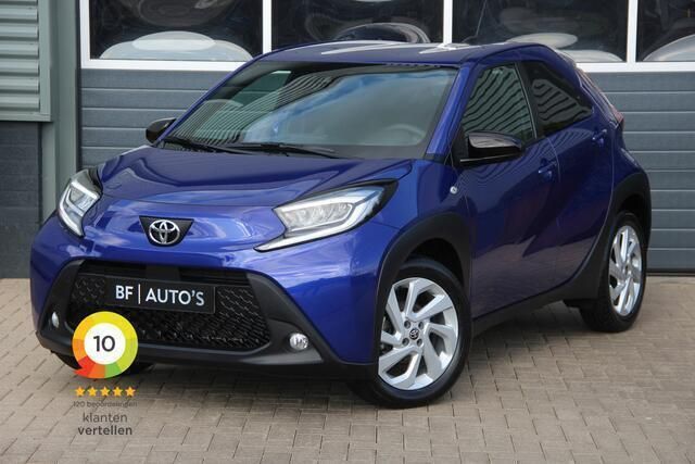 Blauw Gebruikt 2024 Toyota Aygo X Pulse SUV | € 17.300 - Afbeelding 1/4