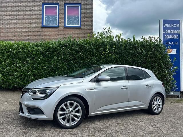 Grijs Gebruikt 2017 Renault Mégane GT Line GT-Line Hatchback | € 10.999 (Goede deal) - Afbeelding 1/4