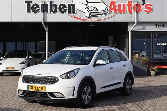 Wit Occasion 2019 Kia Niro SUV | € 12.895 (Goede deal) - Afbeelding 1/4