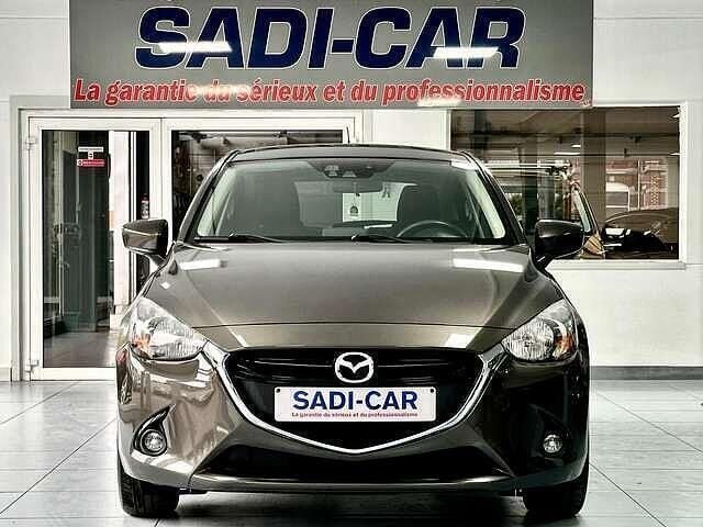 Occasion Mazda 2 90 PK (66 kW) 2015 Grijs Sedan