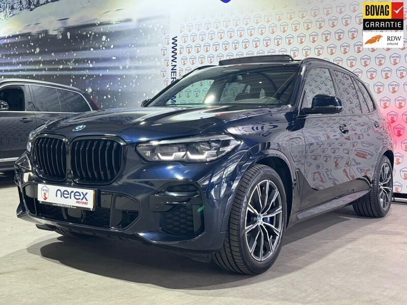Blauw Gebruikt 2023 BMW X5 Executive SUV | € 73.945 (Goede deal) - Afbeelding 1/4