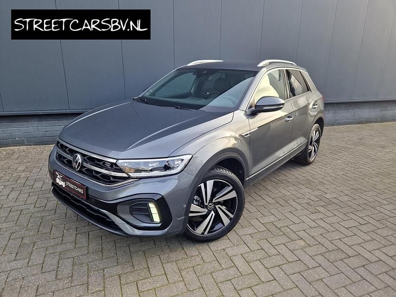 Grijs Gebruikt 2024 VW T-Roc IQ Drive SUV | € 34.950 (Eerlijke prijs) - Afbeelding 1/4
