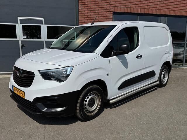 Wit Gebruikt 2023 Opel Combo S MPV | € 6.450 (Goede deal) - Afbeelding 1/4
