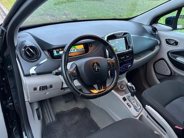 Occasion Renault Zoe Zen 65 kW (89 PK) 2018 Zwart Hatchback