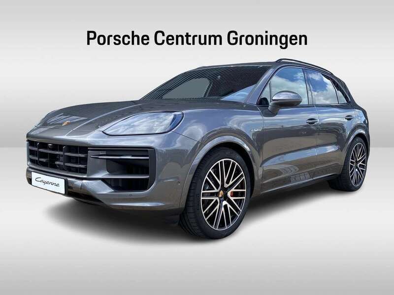 Grijs Nieuw 2024 Porsche Cayenne S E-Hybrid SUV | € 160.058 - Afbeelding 1/4