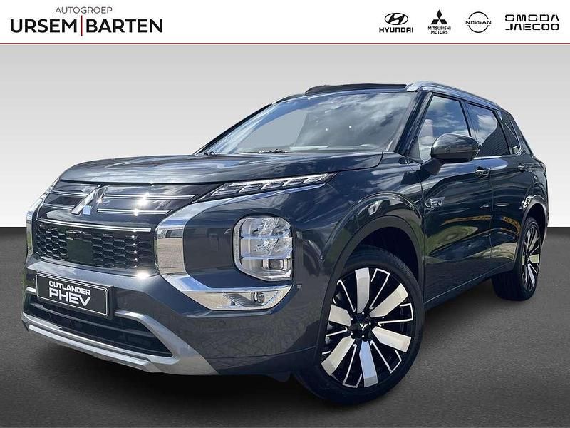 Grijs metallic Nieuw 2025 Mitsubishi Outlander P-HEV Instyle SUV | € 58.430 (Iets duurder) - Afbeelding 1/4