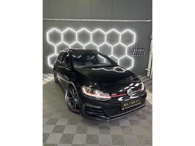 Zwart Gebruikt 2019 VW Golf VII GTI Hatchback | € 24.695 (Goede deal) - Afbeelding 1/4