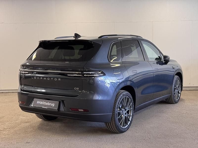 Nieuw Leapmotor C10 160 kW (218 PK) 2025 Wit SUV