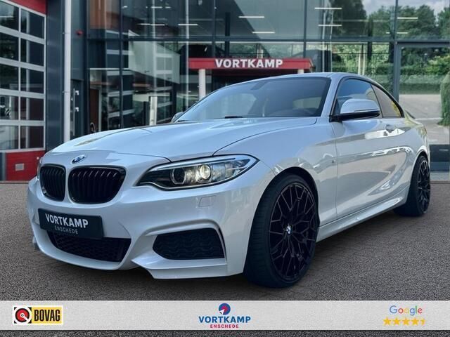 Wit Gebruikt 2016 BMW 218 M Sport Coupé | € 22.500 (Duur) - Afbeelding 1/4