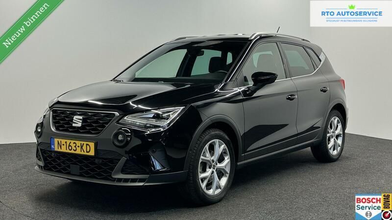 Zwart Gebruikt 2021 Seat Arona FR SUV | € 20.500 (Duur) - Afbeelding 1/4