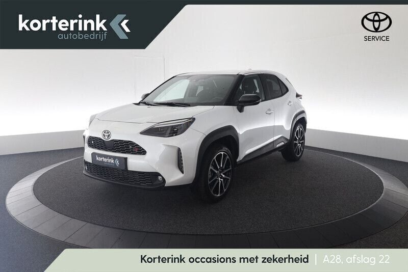 Wit Gebruikt 2023 Toyota Yaris Cross Sport SUV | € 30.950 (Eerlijke prijs) - Afbeelding 1/4