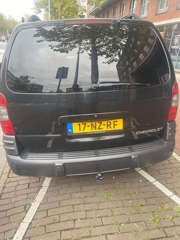 Zwart Gebruikt 2004 Chevrolet Trans Sport Sport MPV | € 2.500 - Afbeelding 1/4