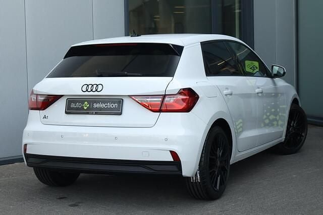 Wit Nieuw 2024 Audi A1 Sportback Proline Hatchback | € 26.900 (Eerlijke prijs) - Afbeelding 1/3