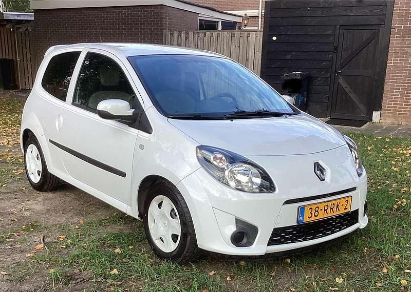 Wit Occasion 2011 Renault Twingo Collection Hatchback | € 3.750 (Eerlijke prijs) - Afbeelding 1/4