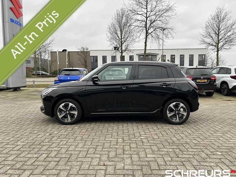 Zwart Occasion 2024 Suzuki Swift Style Hatchback | € 20.000 (Eerlijke prijs) - Afbeelding 1/4