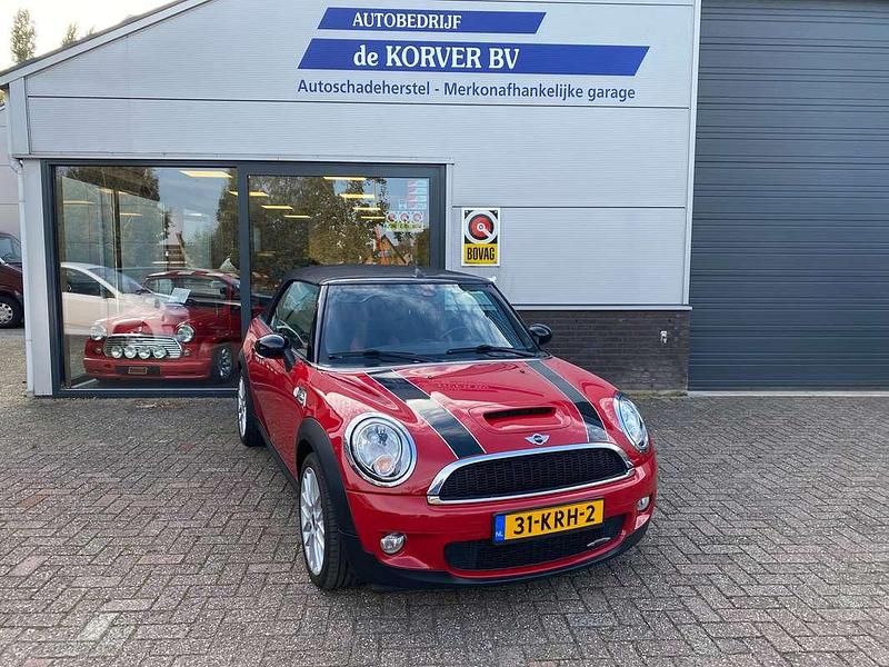 Rood Gebruikt 2010 Mini John Cooper Works Cabriolet Chili Cabriolet | € 12.950 (Eerlijke prijs) - Afbeelding 1/4