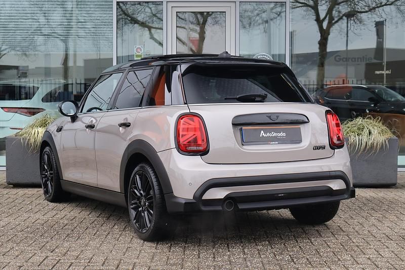 Occasion Mini Cooper Business 136 PK (100 kW) 2022 Grijs Hatchback