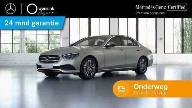 Grijs Gebruikt 2022 Mercedes E300 Avantgarde Sedan | € 46.850 - Afbeelding 1/4