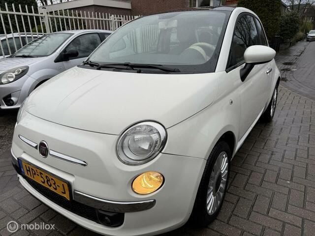 Wit Gebruikt 2013 Fiat 500 Lounge Hatchback | € 3.950 (Goede deal) - Afbeelding 1/4
