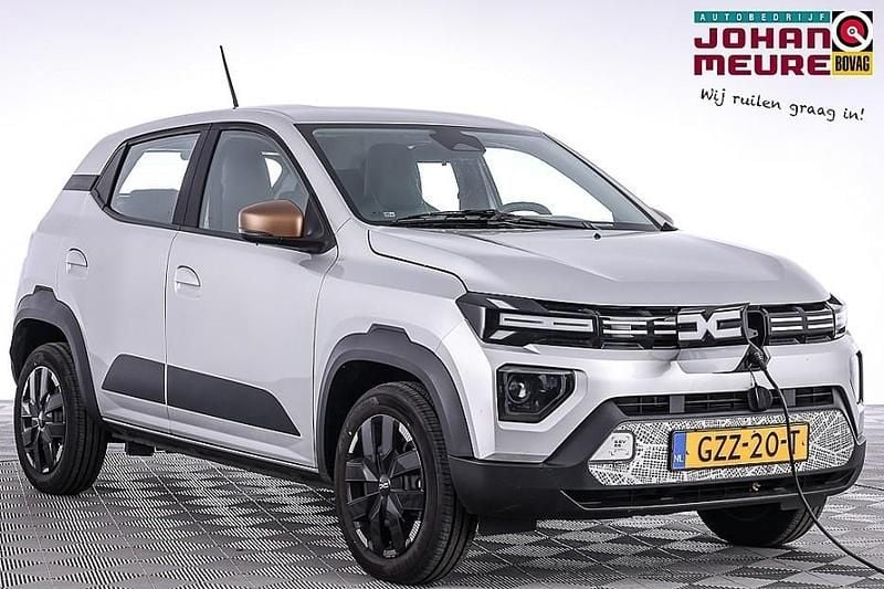 Grijs Gebruikt 2025 Dacia Spring Extreme Hatchback | € 14.990 (Eerlijke prijs) - Afbeelding 1/4