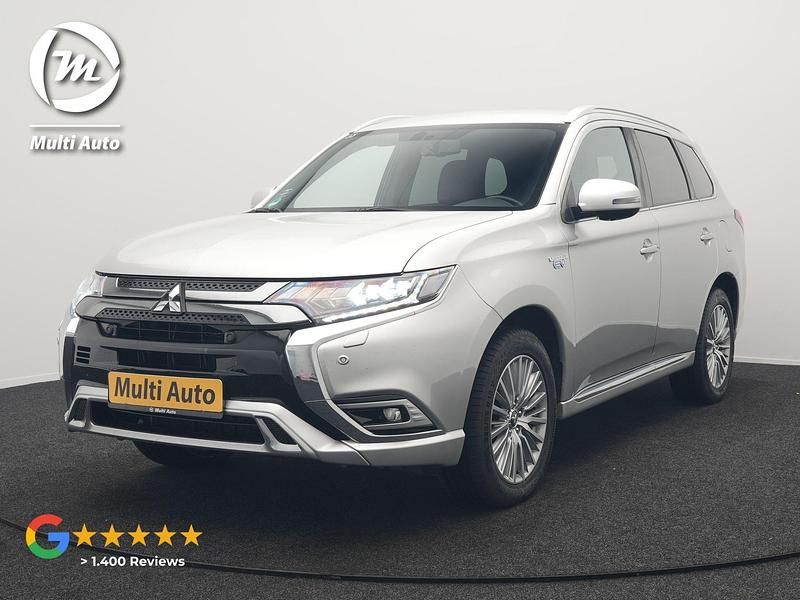 Zilver Gebruikt 2020 Mitsubishi Outlander P-HEV Intense+ SUV | € 25.410 (Eerlijke prijs) - Afbeelding 1/3