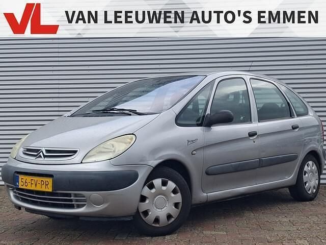 Grijs, metallic lak Gebruikt 2000 Citroën Xsara Picasso MPV | € 595 (Eerlijke prijs) - Afbeelding 1/4