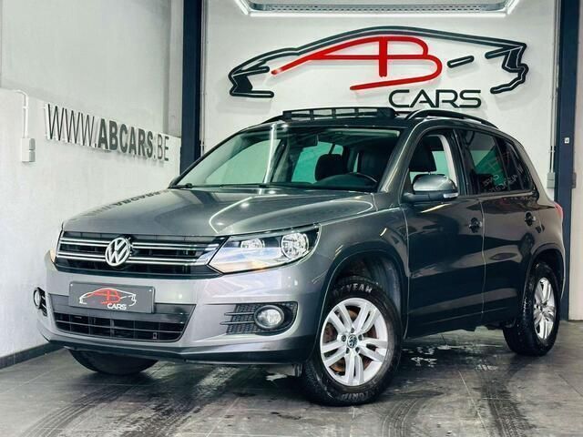 Grijs Gebruikt 2012 VW Tiguan Sportline SUV | € 11.990 (Eerlijke prijs) - Afbeelding 1/4