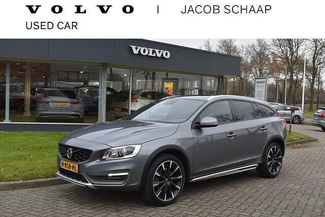 Grijs Gebruikt 2015 Volvo V60 CC Summum Stationwagen | € 22.800 (Duur) - Afbeelding 1/4