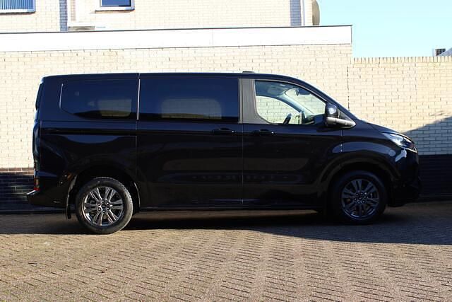 Occasion Ford Tourneo Custom Titanium 231 PK (169 kW) 2025 Zwart (metallic) Van