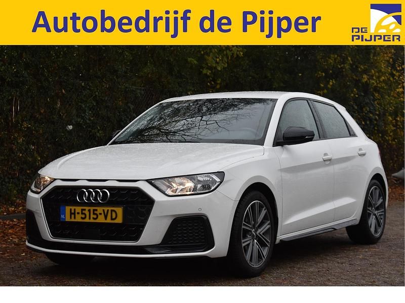 Wit Gebruikt 2020 Audi A1 Hatchback | € 22.950 (Eerlijke prijs) - Afbeelding 1/3