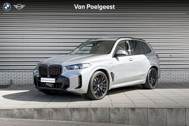 Grijs Gebruikt 2023 BMW X5 Performance SUV | € 92.900 (Eerlijke prijs) - Afbeelding 1/4