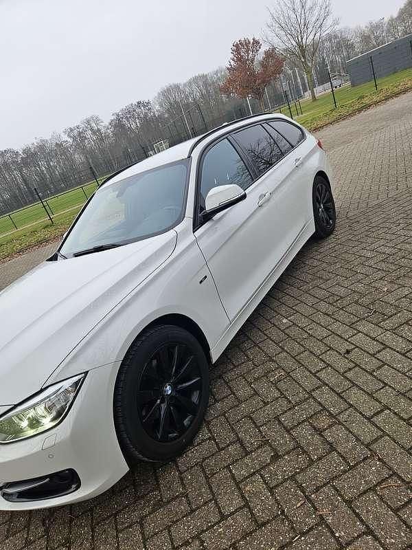Occasion BMW 316 Sport Line 136 PK (100 kW) 2013 Wit Stationwagen