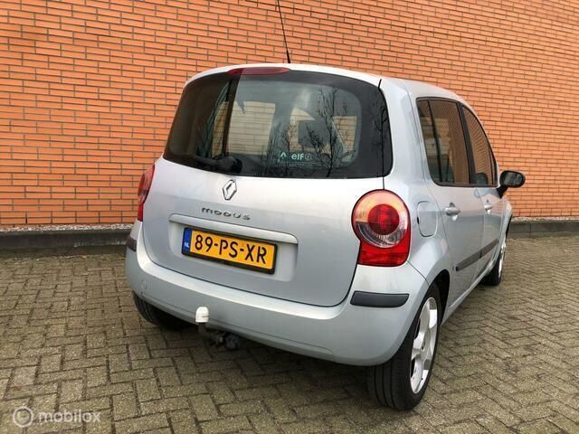 Occasion Renault Modus Luxe 98 PK (72 kW) 2004 Grijs MPV