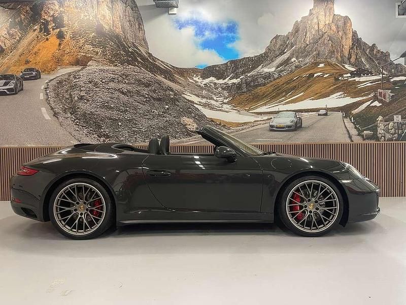 Grijs Gebruikt 2017 Porsche 911 Carrera 4S Cabriolet Cabriolet | € 117.950 (Iets duurder) - Afbeelding 1/4