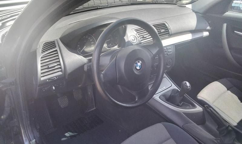 Occasion BMW 118 Executive 2006 Grijs (metallic) Hatchback