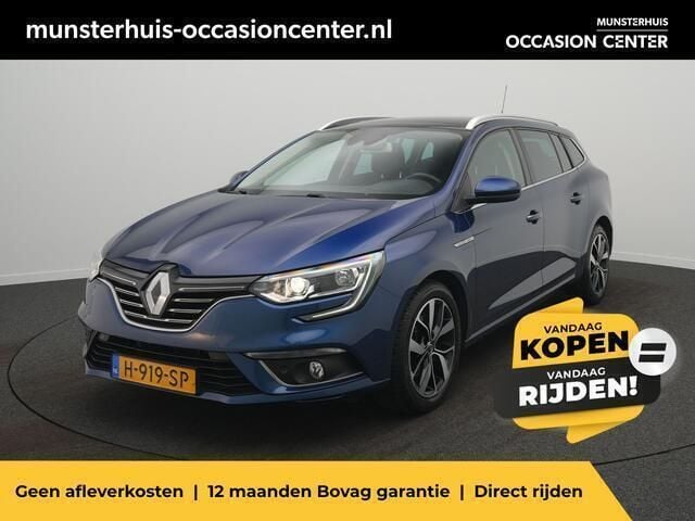 Blauw Gebruikt 2020 Renault Mégane GrandTour Bose Edition Stationwagen | € 16.500 (Iets duurder) - Afbeelding 1/4