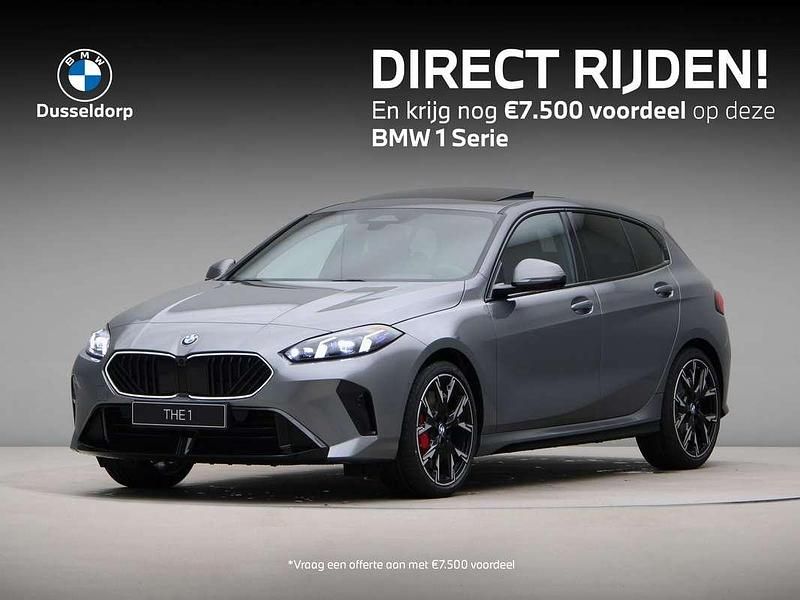 Grijs Nieuw 2025 BMW 120 M Sport Hatchback | € 55.250 (Eerlijke prijs) - Afbeelding 1/4