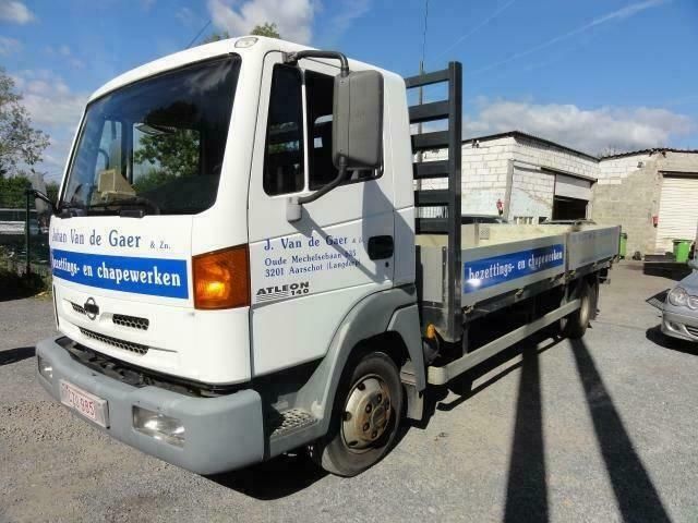 Wit Gebruikt 2004 Nissan Cabstar Pickup | € 4.800 - Afbeelding 1/4