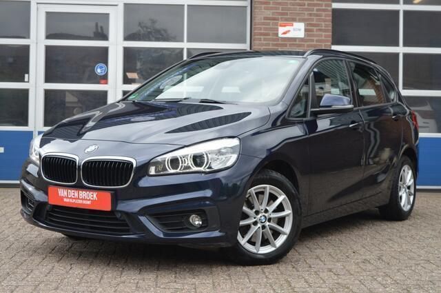Blauw Gebruikt 2015 BMW 218 Stationwagen | € 12.450 (Goede deal) - Afbeelding 1/4