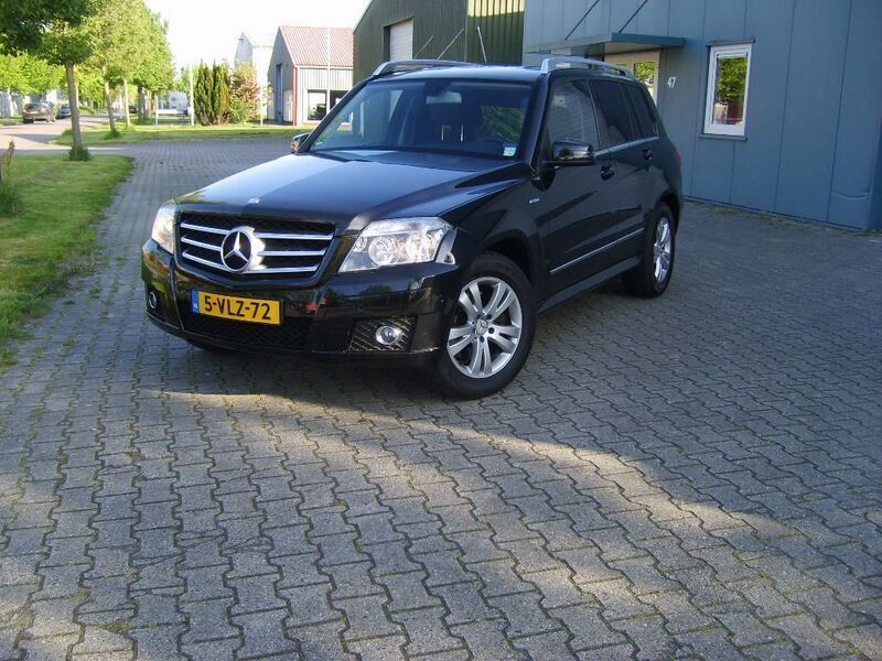 Zwart Gebruikt 2011 Mercedes GLK220 Sport SUV | € 13.950 - Afbeelding 1/4